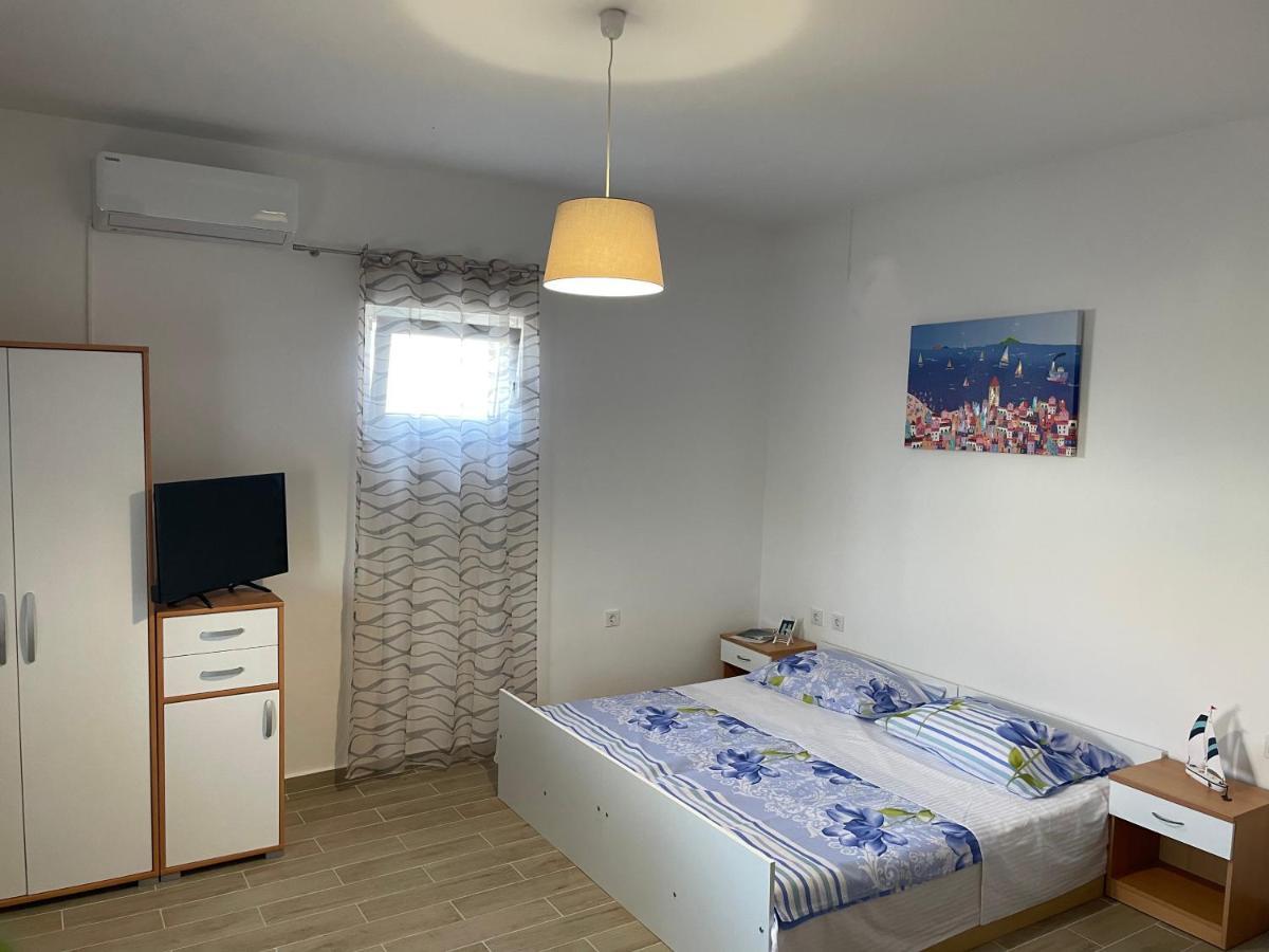 Apartments Anka Pag Паг Екстер'єр фото
