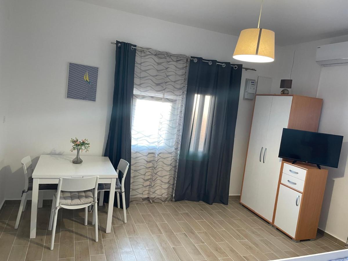 Apartments Anka Pag Паг Екстер'єр фото