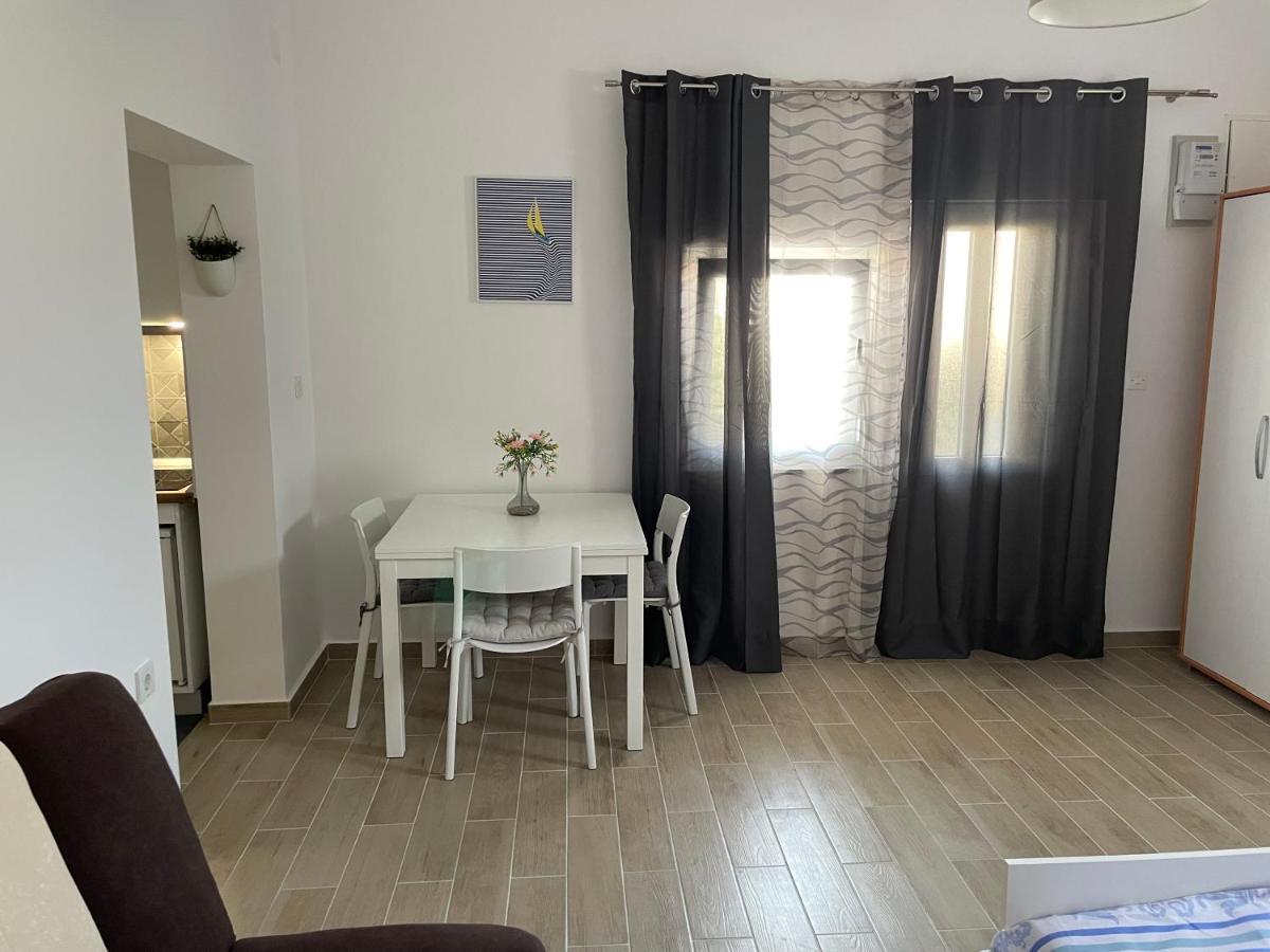 Apartments Anka Pag Паг Екстер'єр фото