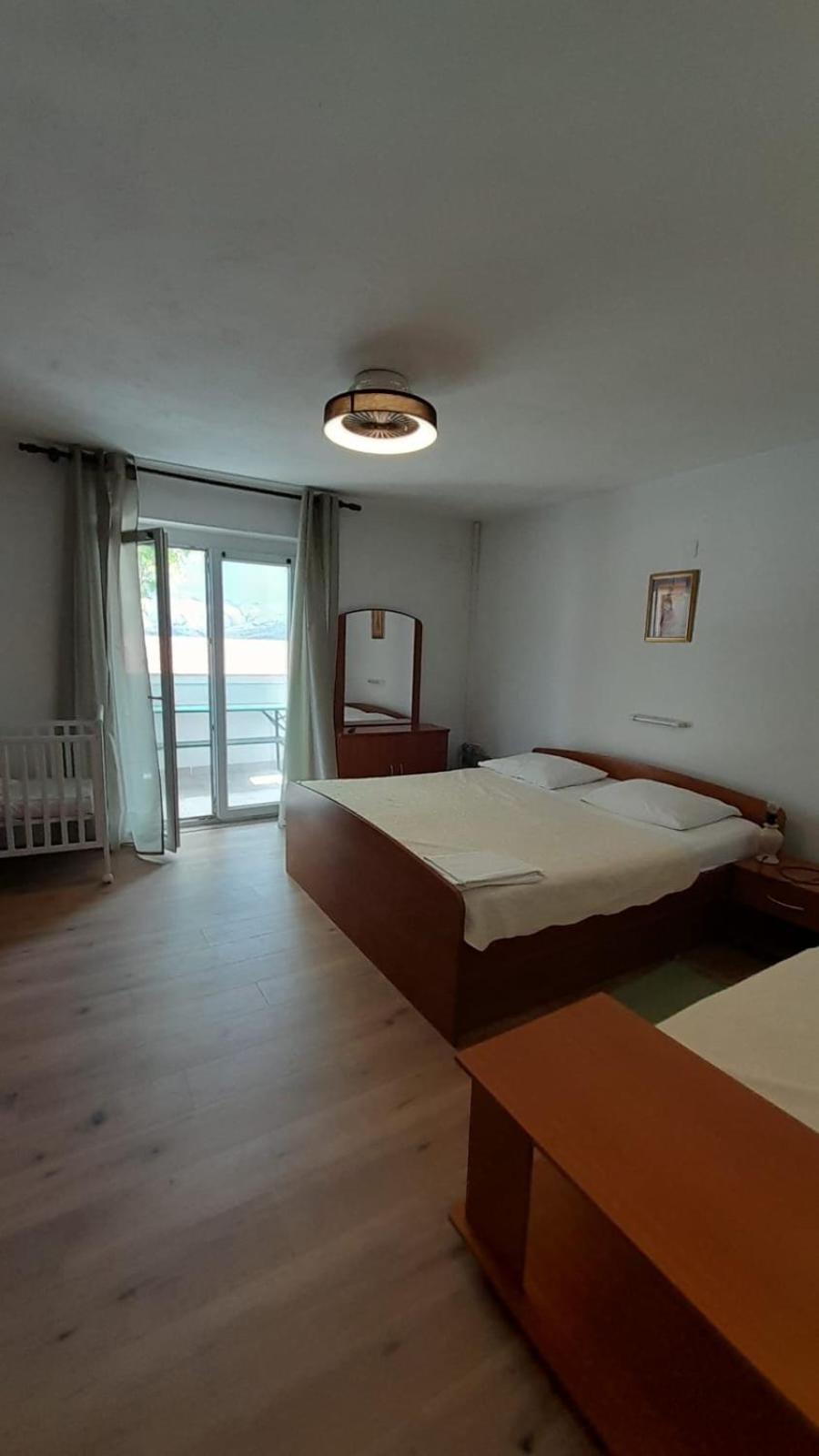 Apartments Anka Pag Паг Екстер'єр фото