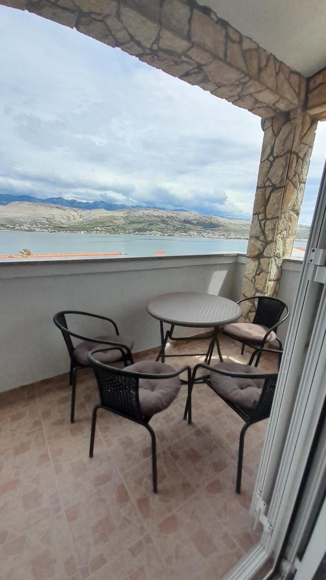 Apartments Anka Pag Паг Екстер'єр фото